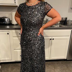 Adrianna Papell Scoop Back Sequin Gown | Great Condition | Size US 4